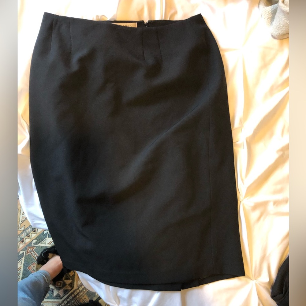 Kasper Pencil skirt